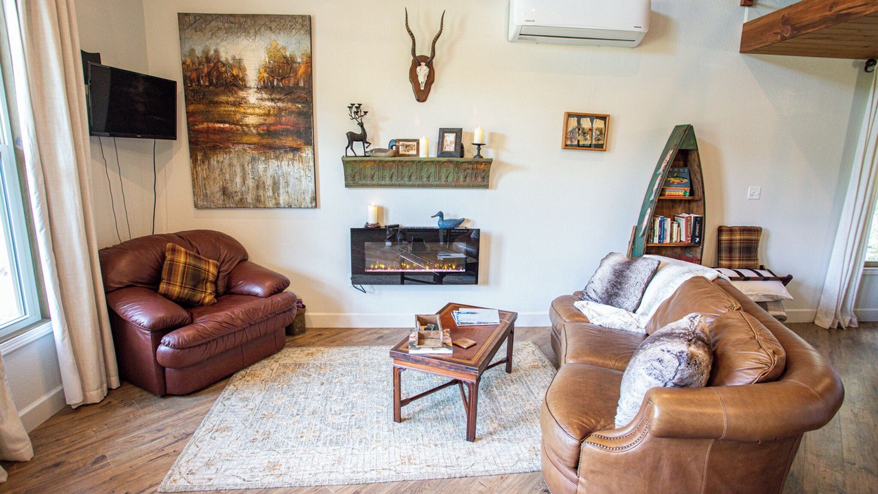 Photo of Livingroom in Smithville