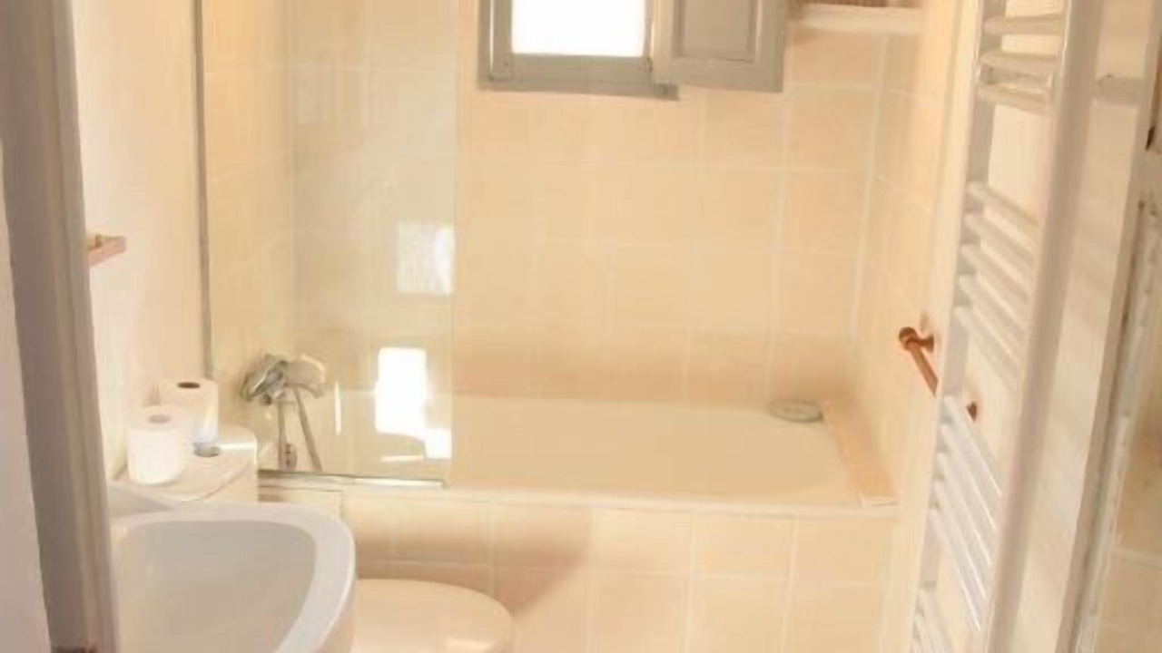 Photo of Bathroom in Cabasse