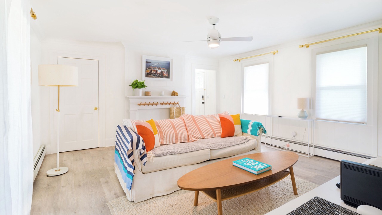 Photo of Livingroom in Greenport