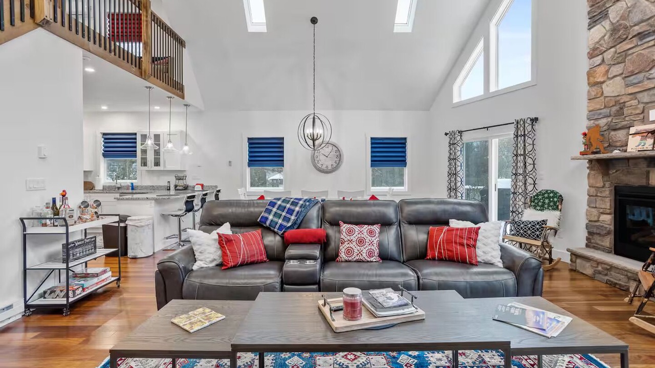 Photo of Livingroom in Albrightsville