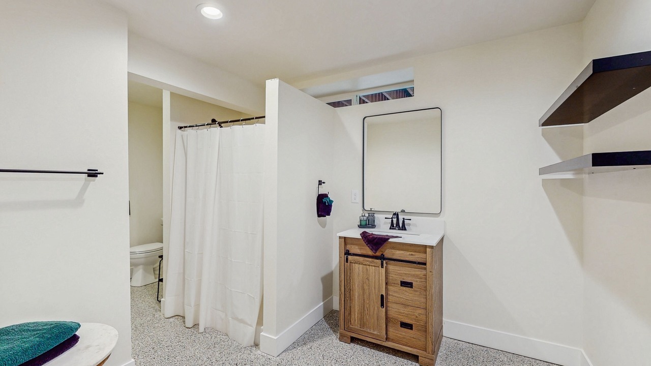 Photo of Bathroom in Anderson Island