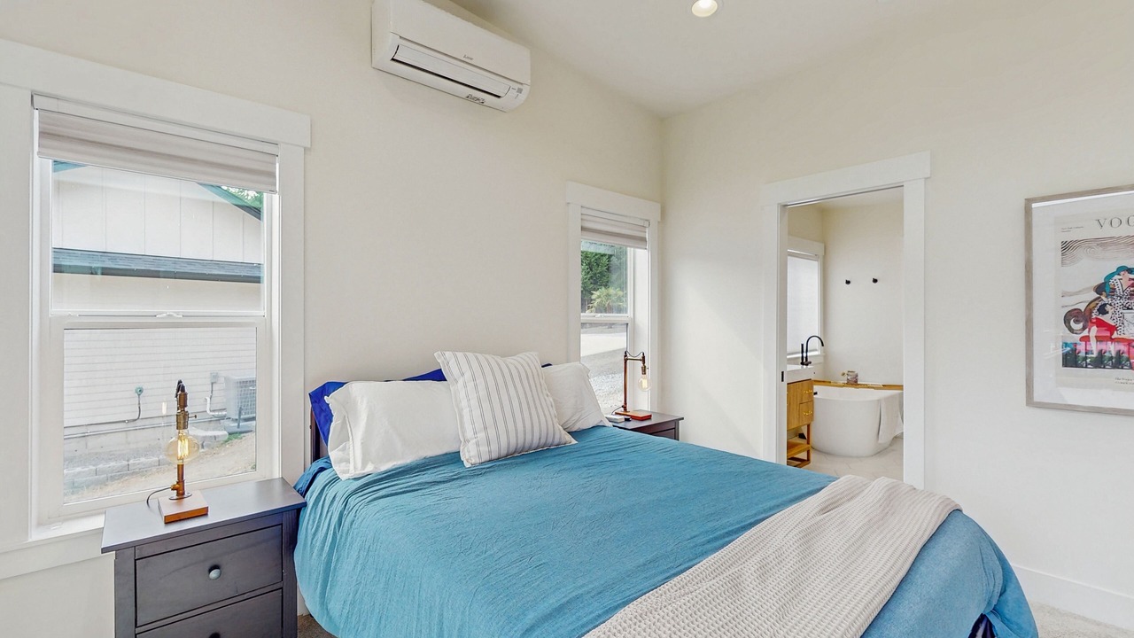 Photo of Bedroom in Anderson Island