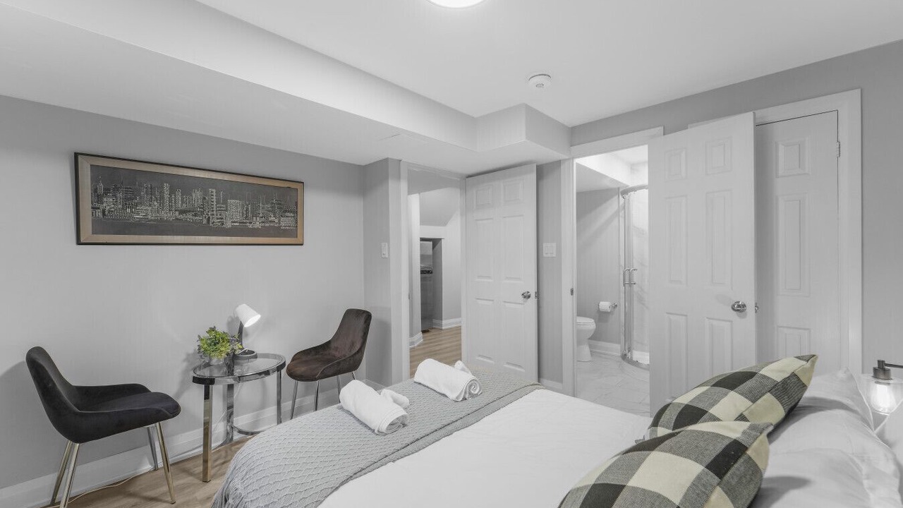 Photo of Bedroom in Pickering