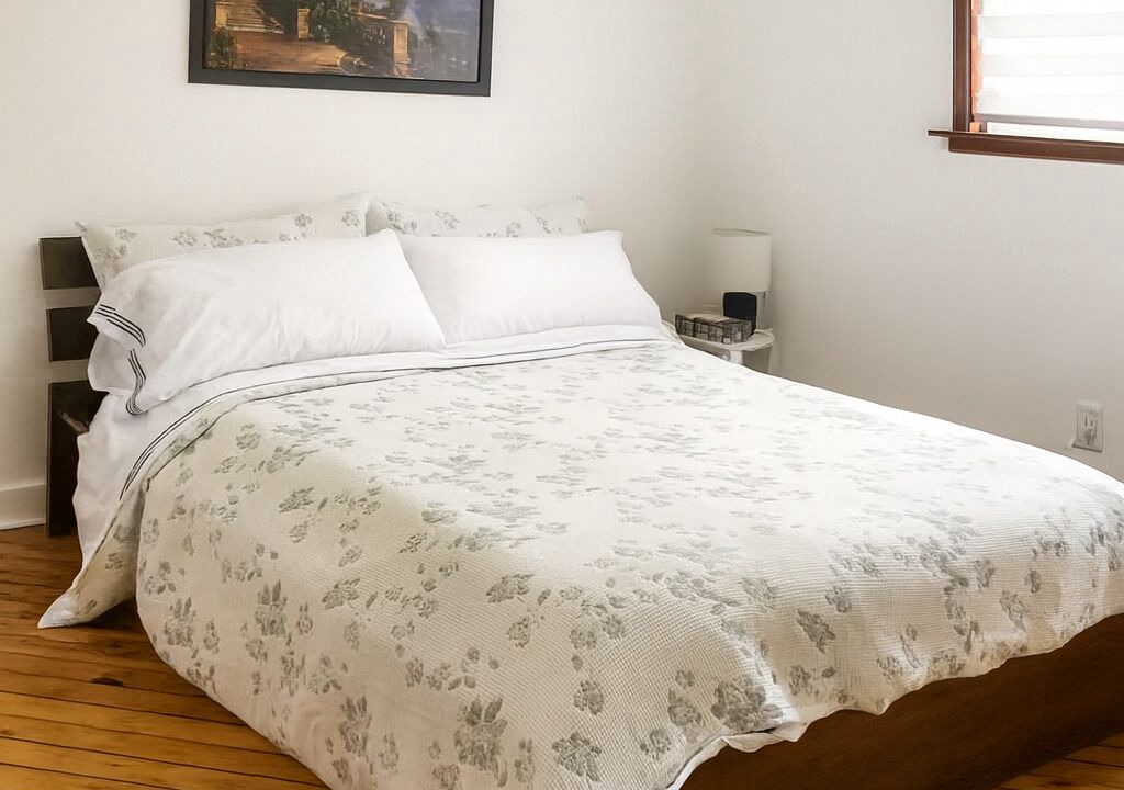 Photo of Bedroom in Jacksons Point