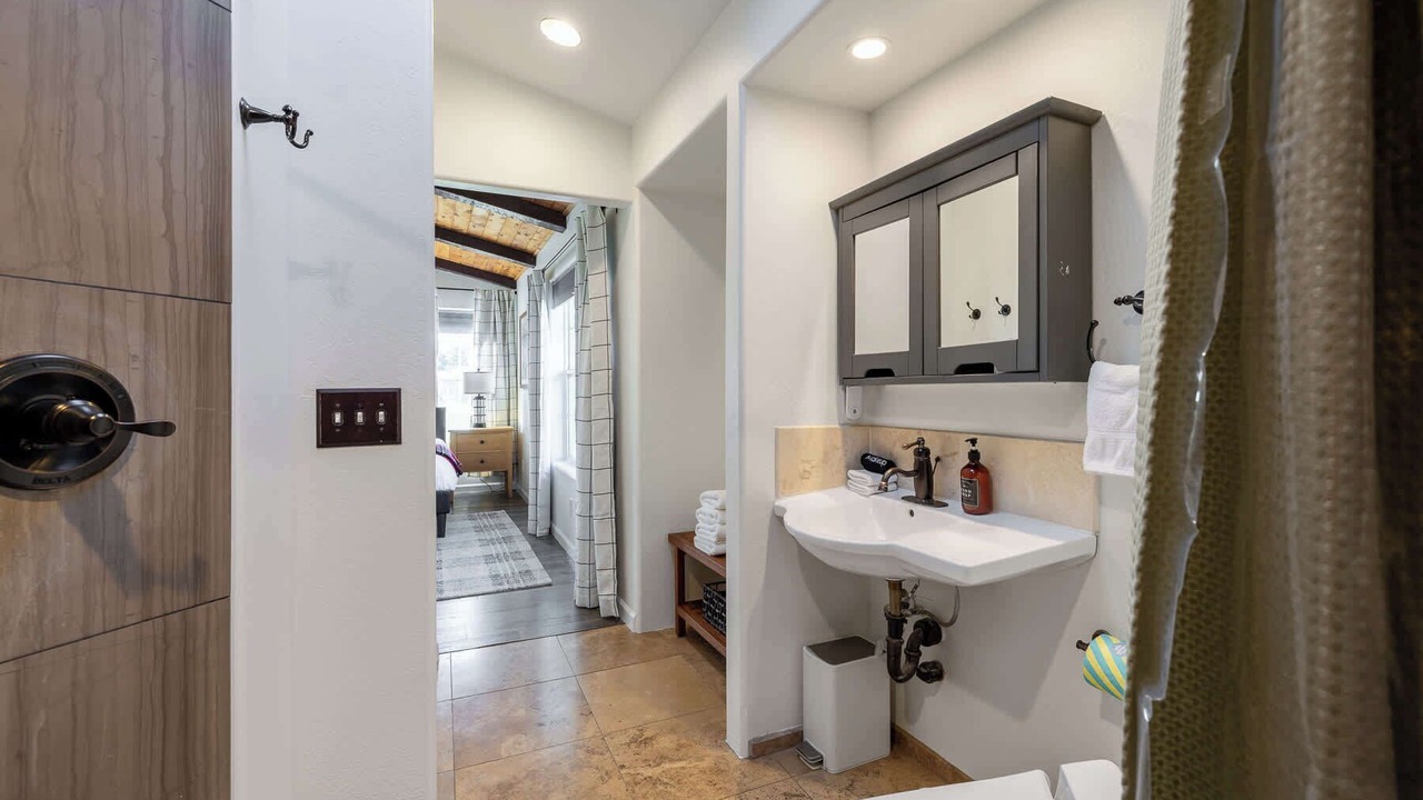 Photo of Bathroom in Mountainaire