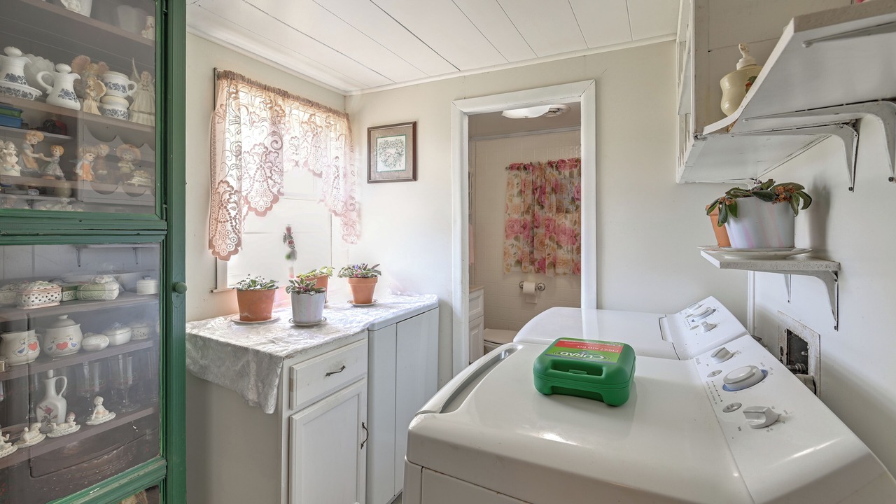 Photo of Kitchen in Waneta