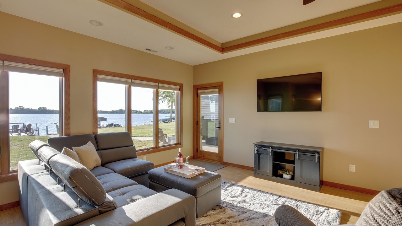 Photo of Bedroom in Lake Park