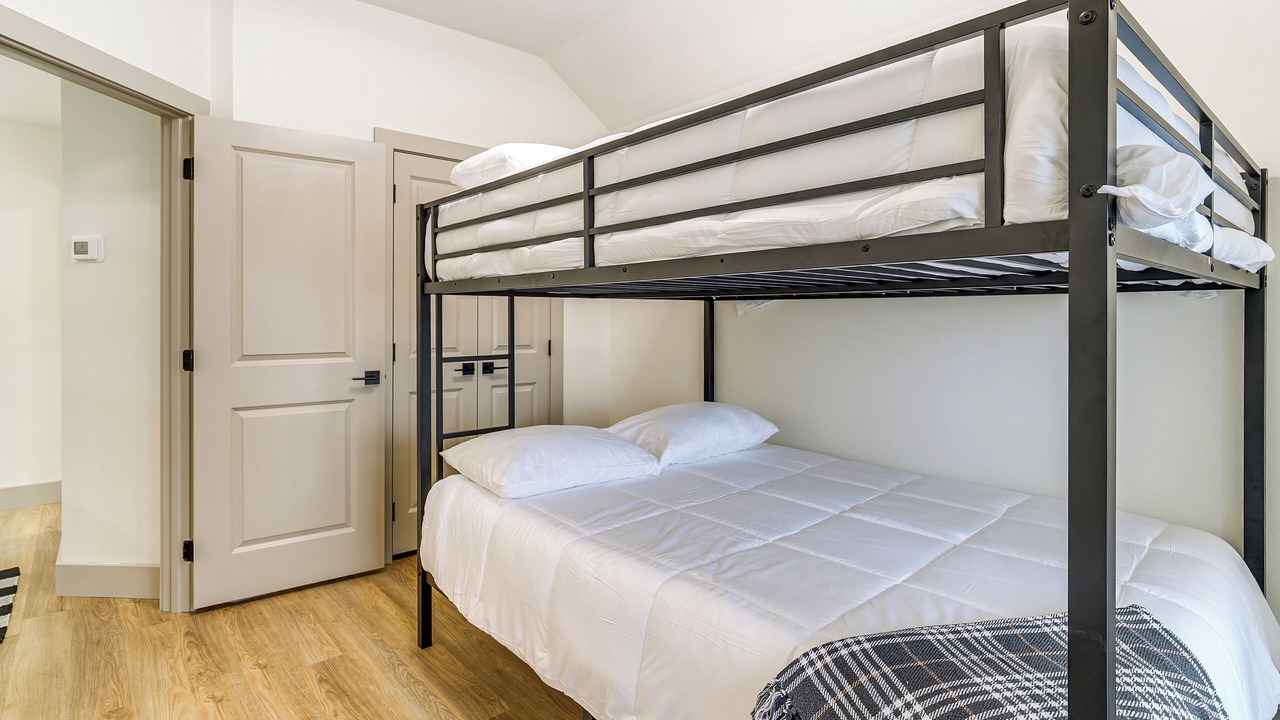 Photo of Bedroom in Lone Star