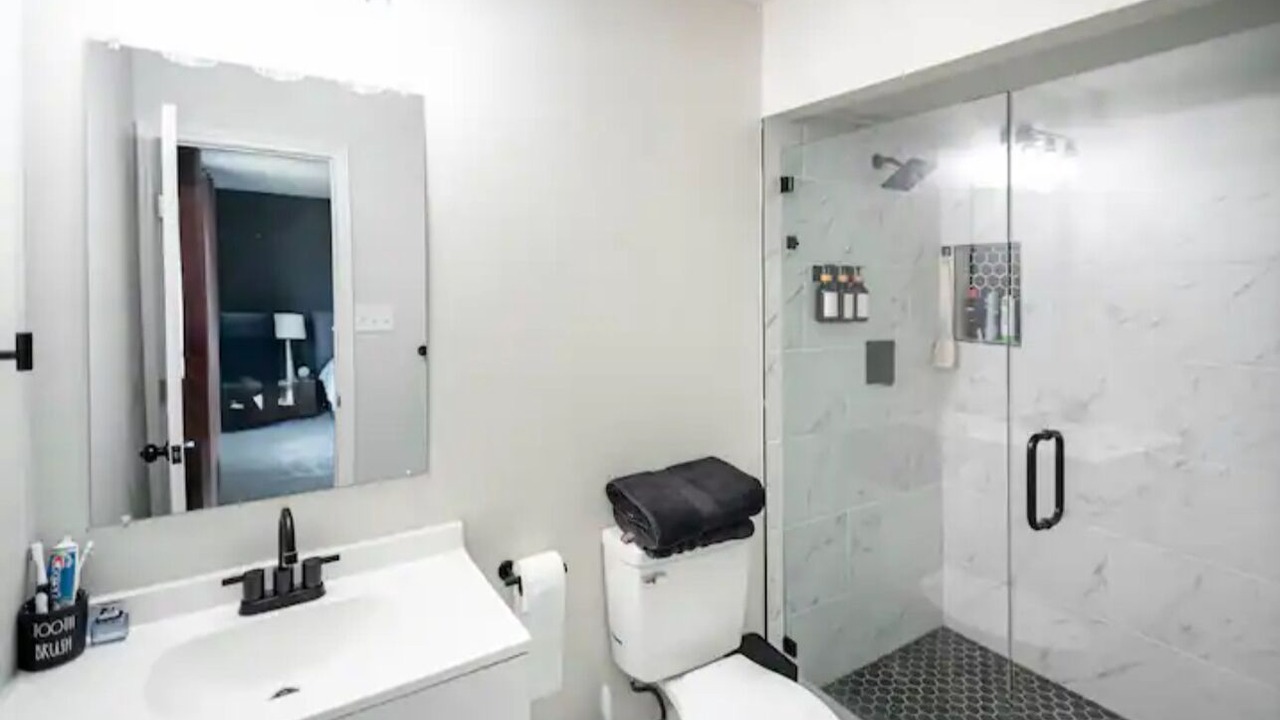 Photo of Bathroom in Allen