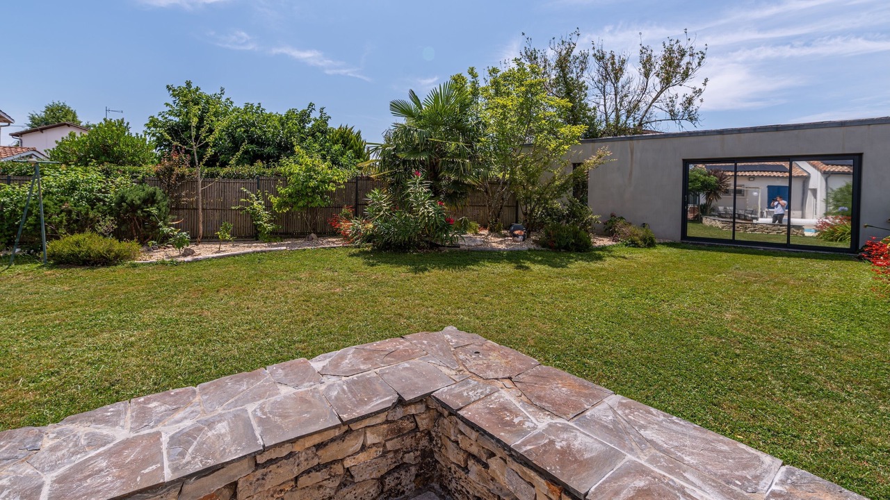 Photo of Patio Balcony in Fargues-Saint-Hilaire