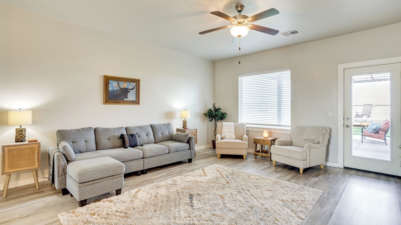 Photo of Livingroom in Edmond