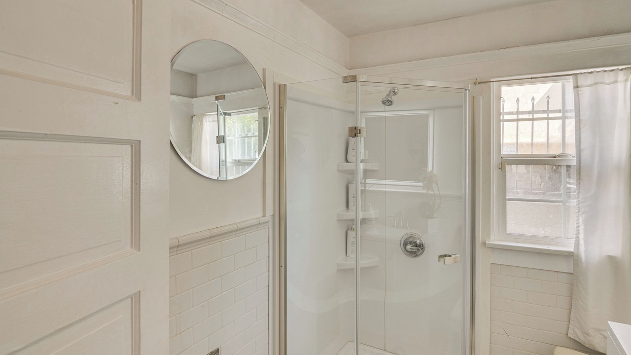 Photo of Bathroom in Van Nuys