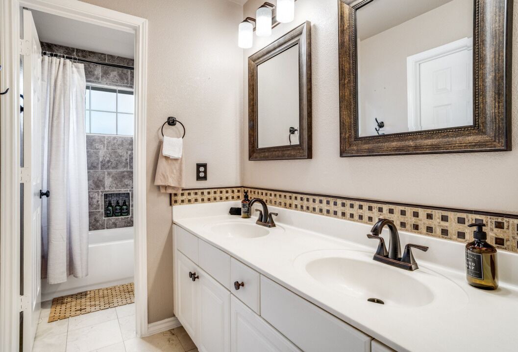 Photo of Bathroom in Frisco