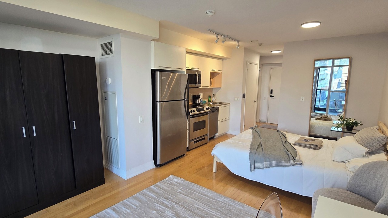Photo of Bedroom in Church and Wellesley