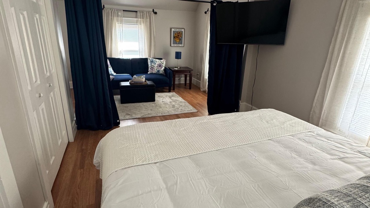 Photo of Bedroom in Old Brooklyn