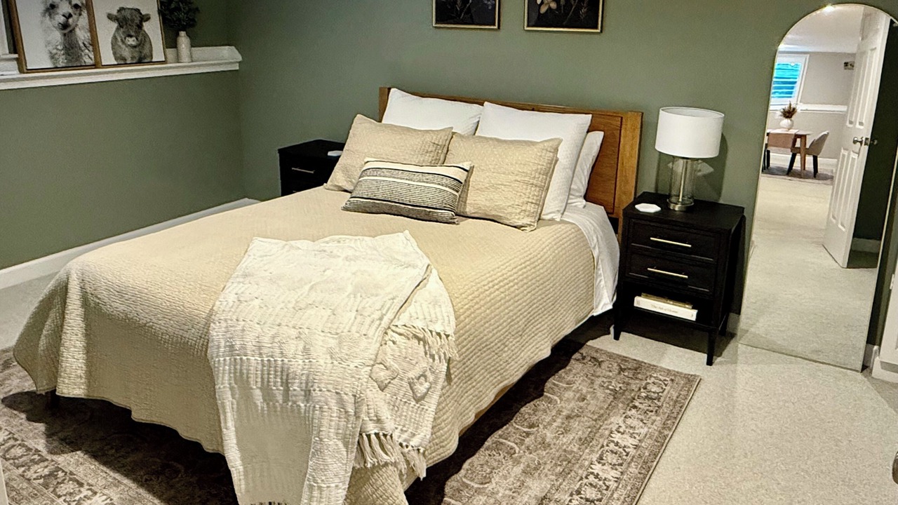 Photo of Bedroom in South Kansas City