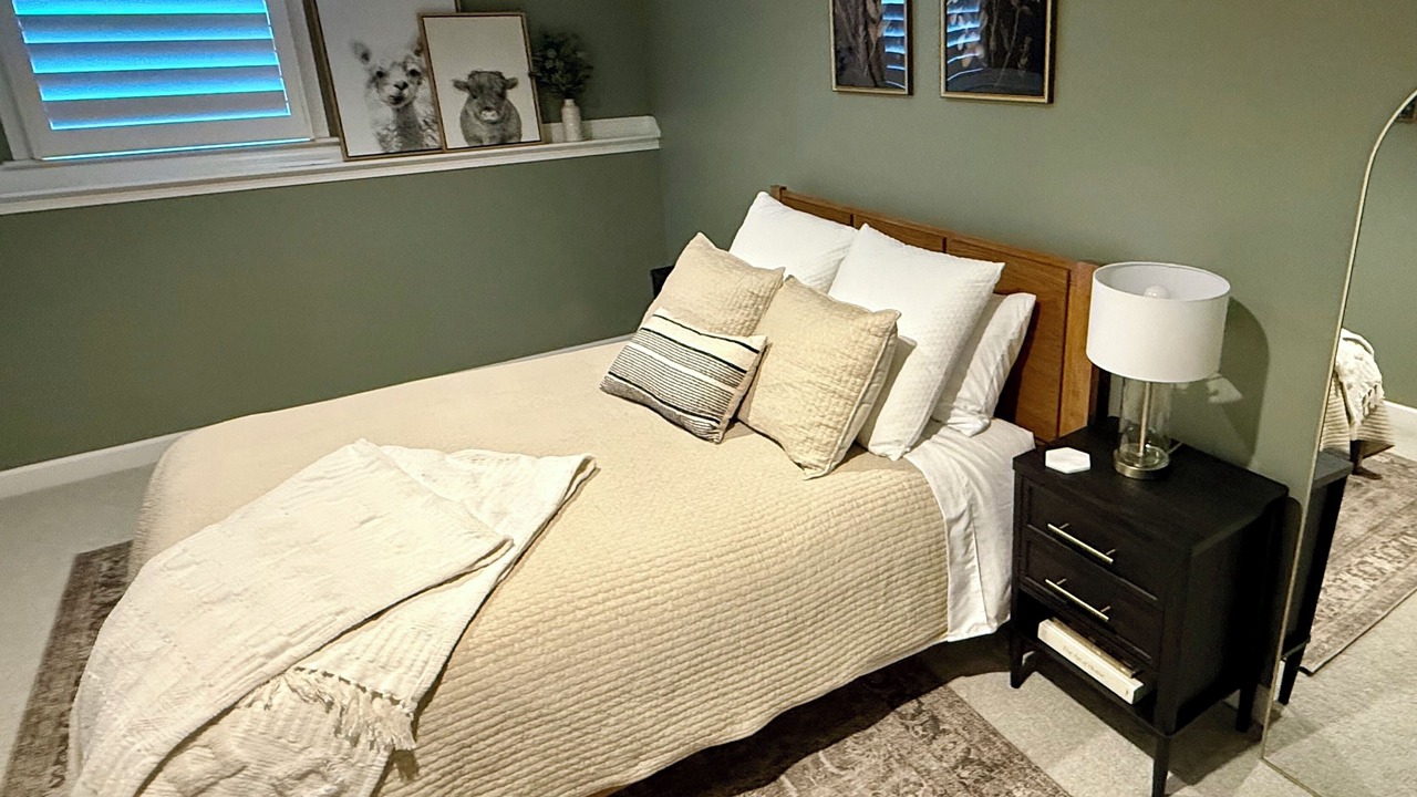 Photo of Bedroom in South Kansas City