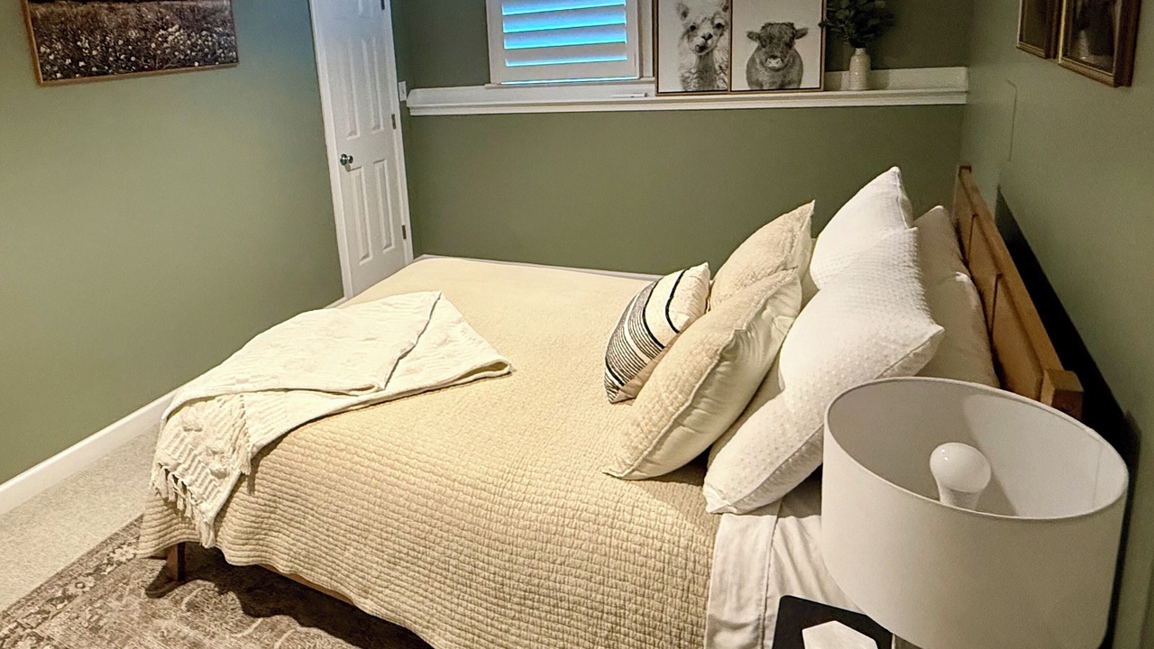 Photo of Bedroom in South Kansas City
