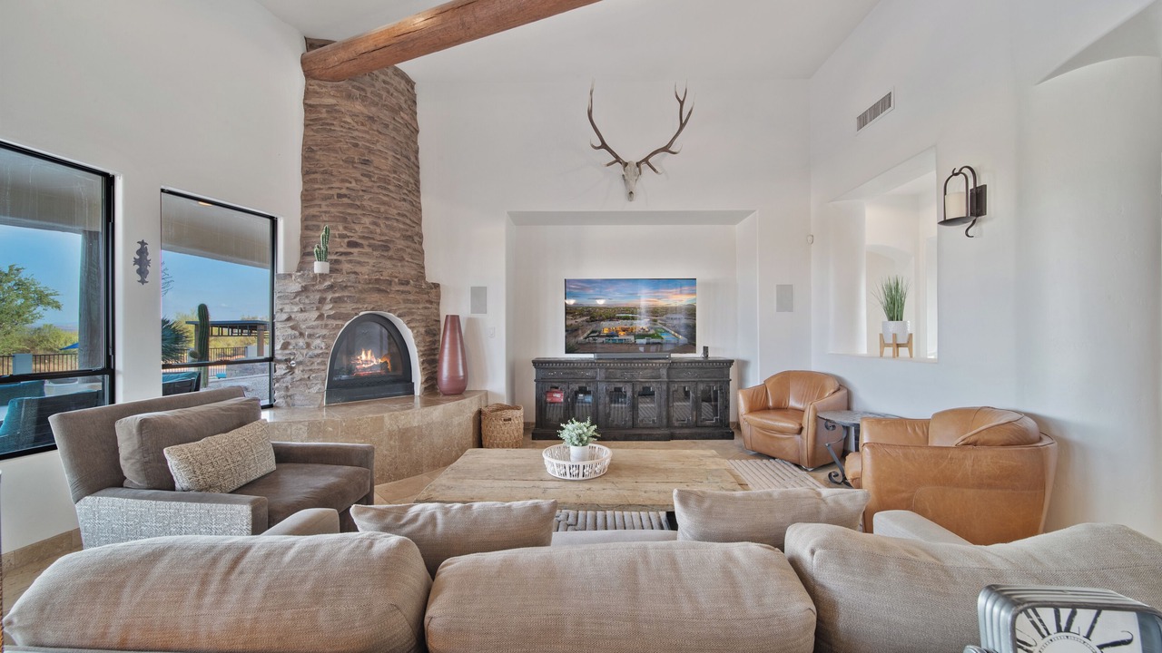 Photo of Livingroom in Rio Verde Foothills