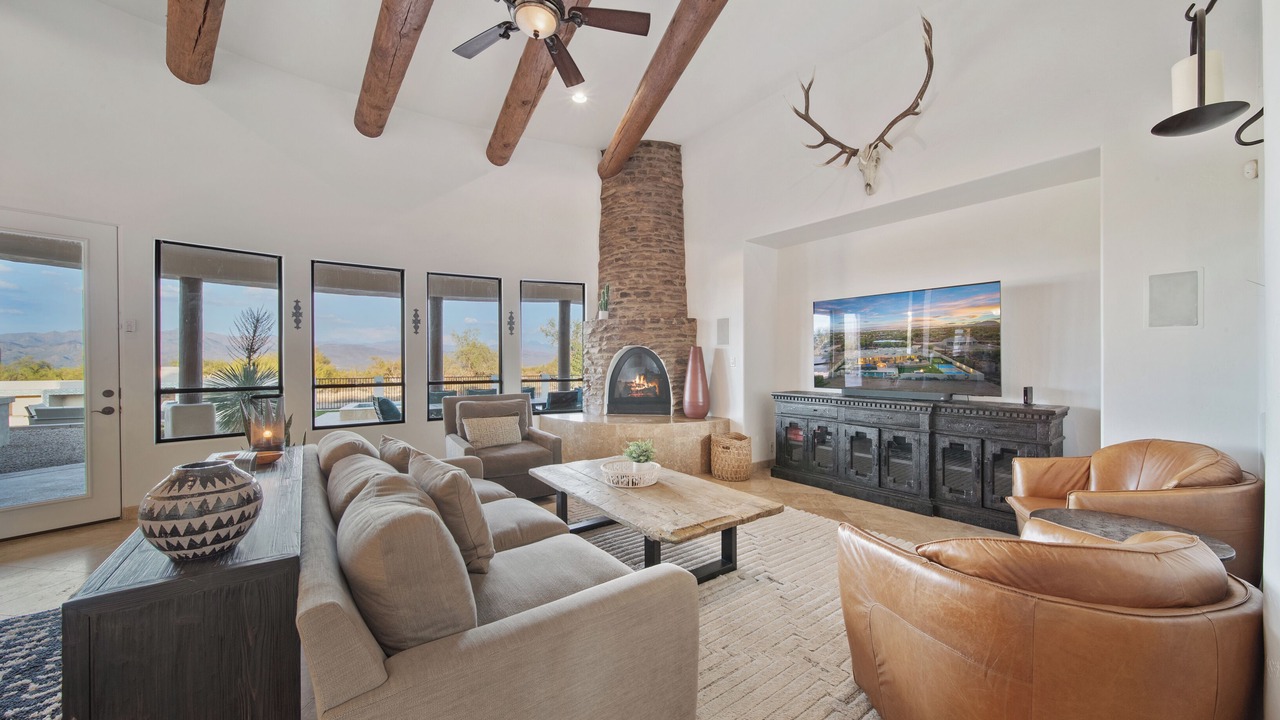 Photo of Livingroom in Rio Verde Foothills