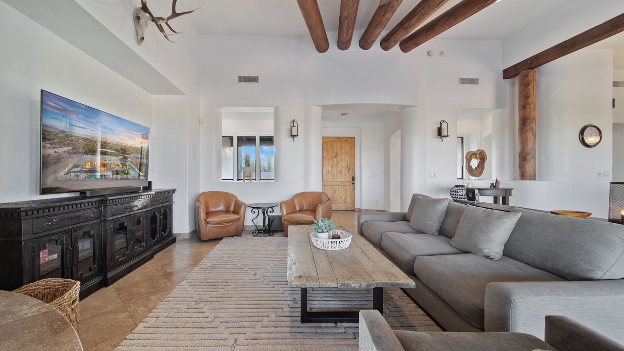 Photo of Livingroom in Rio Verde Foothills