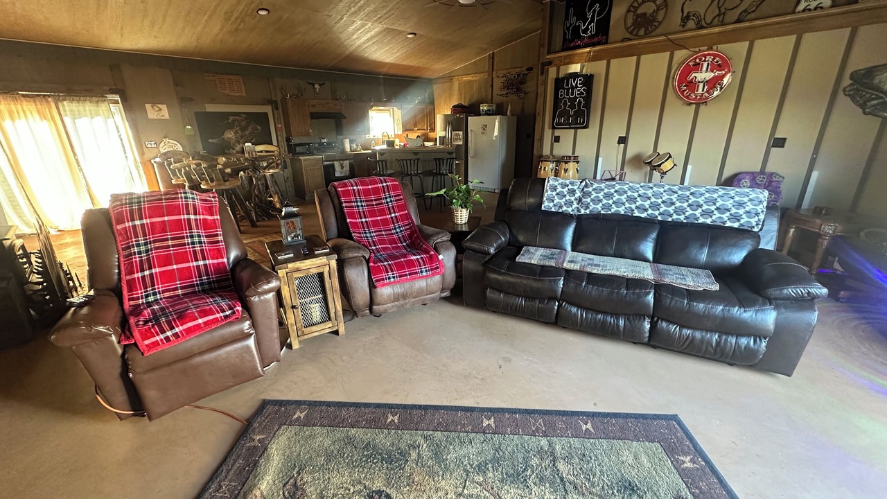 Photo of Livingroom in Cushing