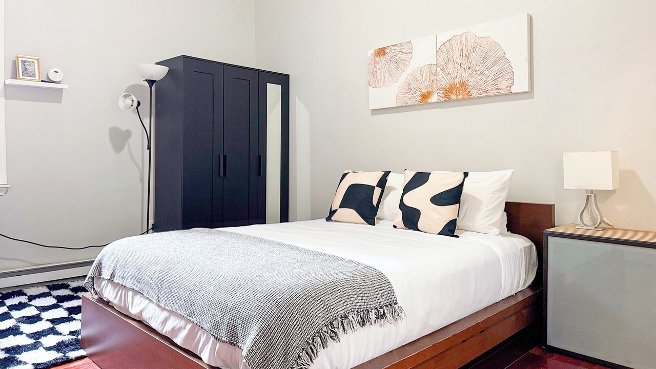Photo of Bedroom in Spruce Hill