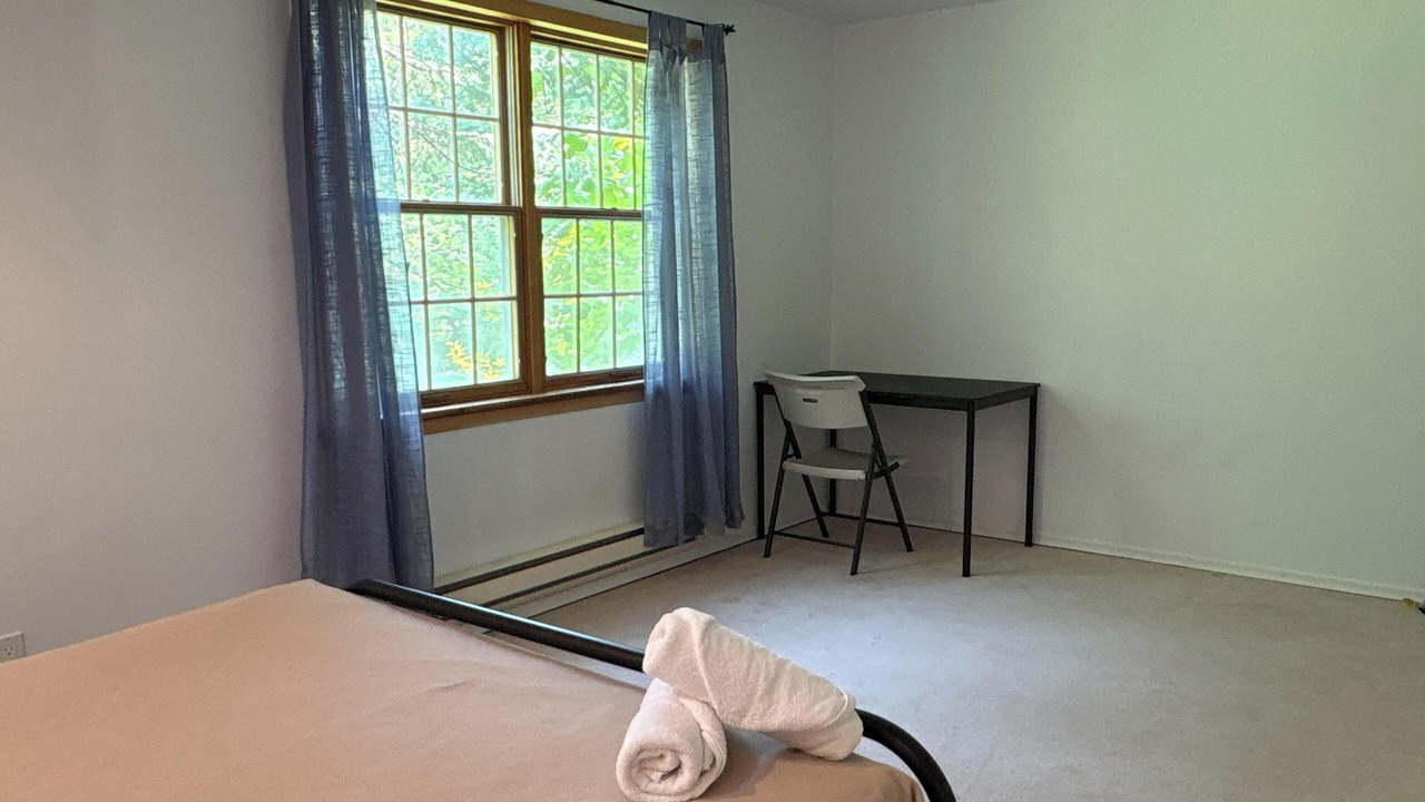 Photo of Bedroom in Willowdale