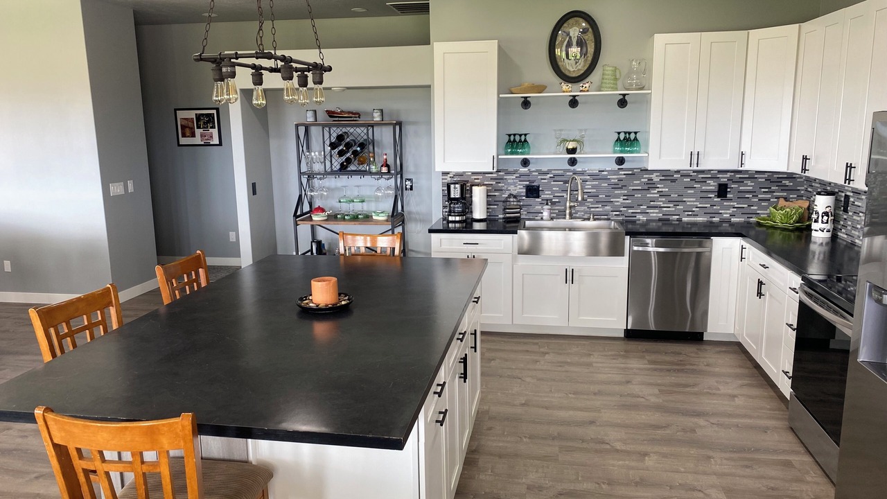Photo of Kitchen in Whitetail