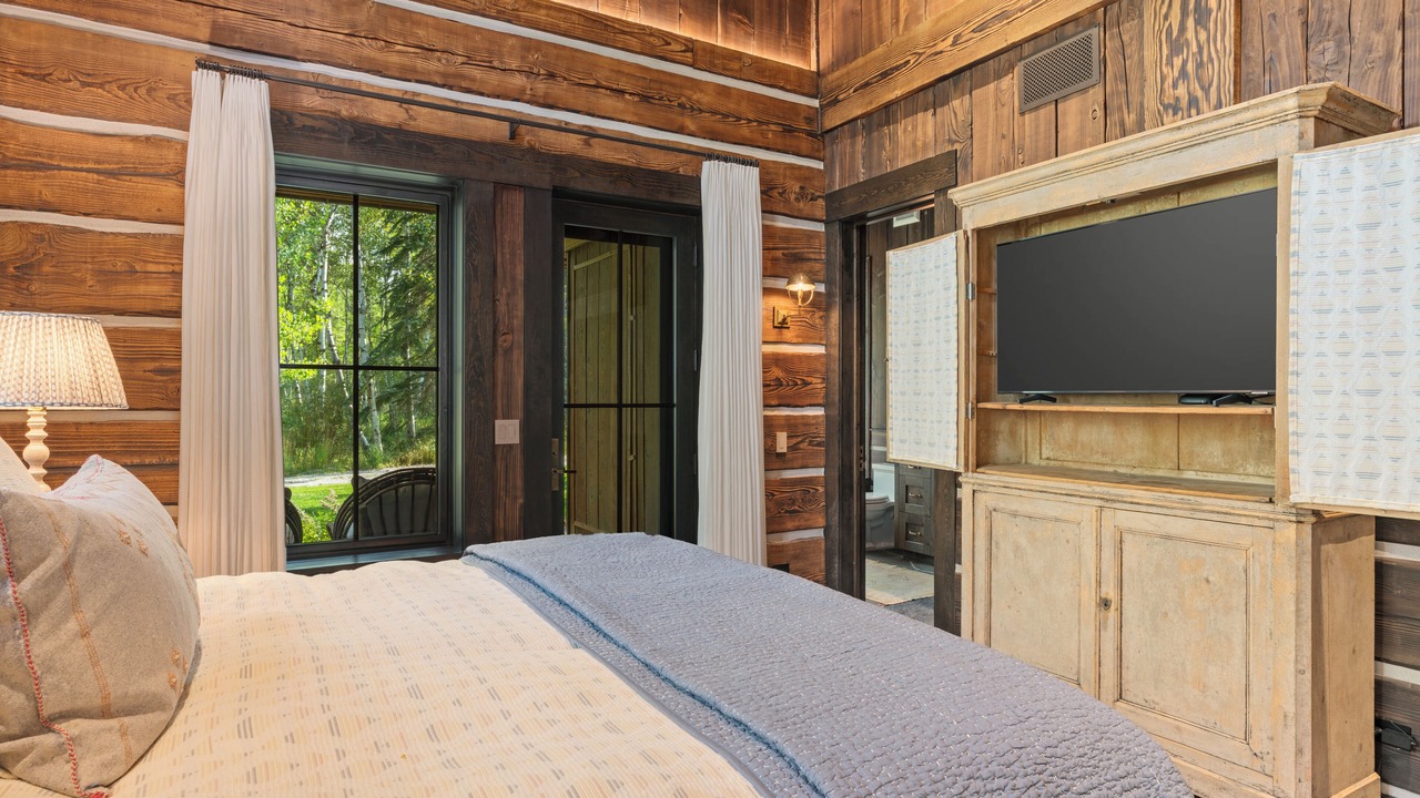 Photo of Bedroom in John Dodge