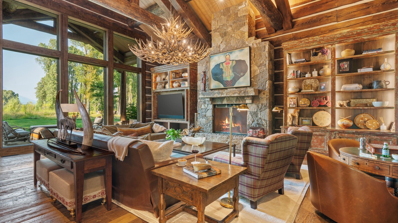 Photo of Livingroom in John Dodge