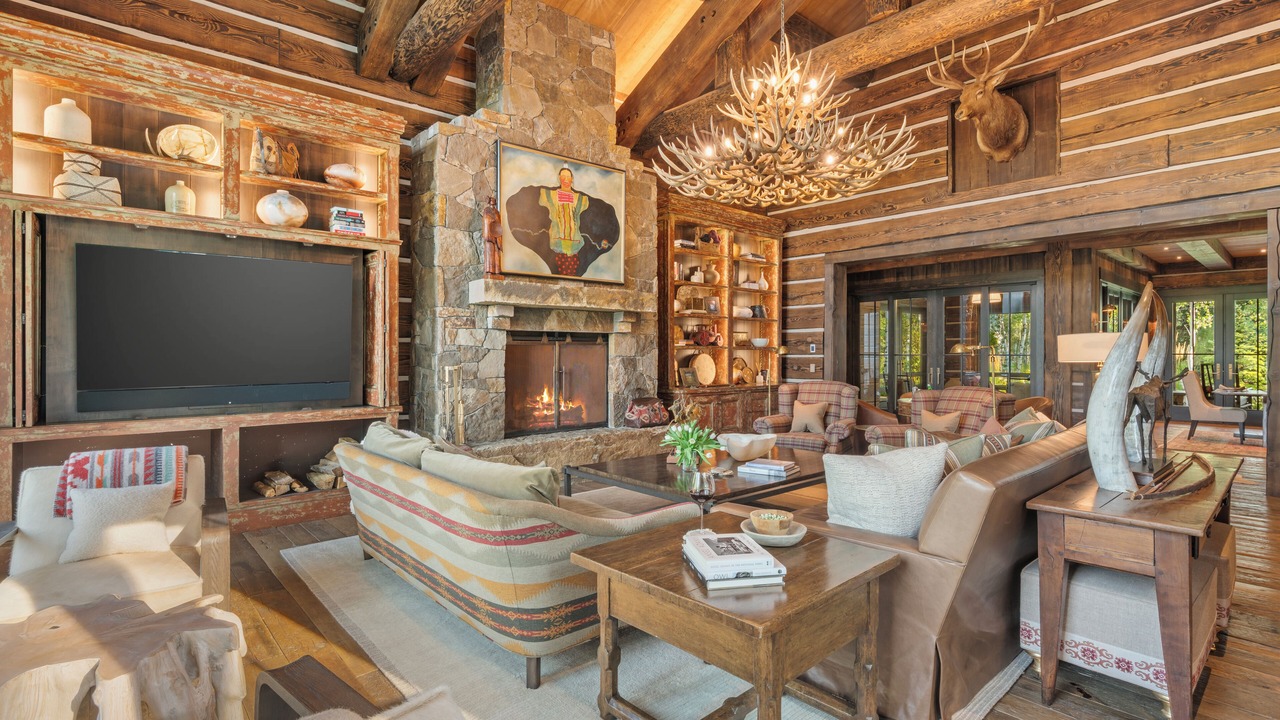 Photo of Livingroom in John Dodge