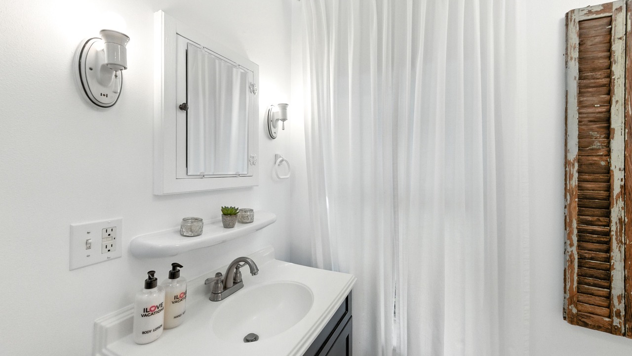 Photo of Bathroom in Dripping Springs