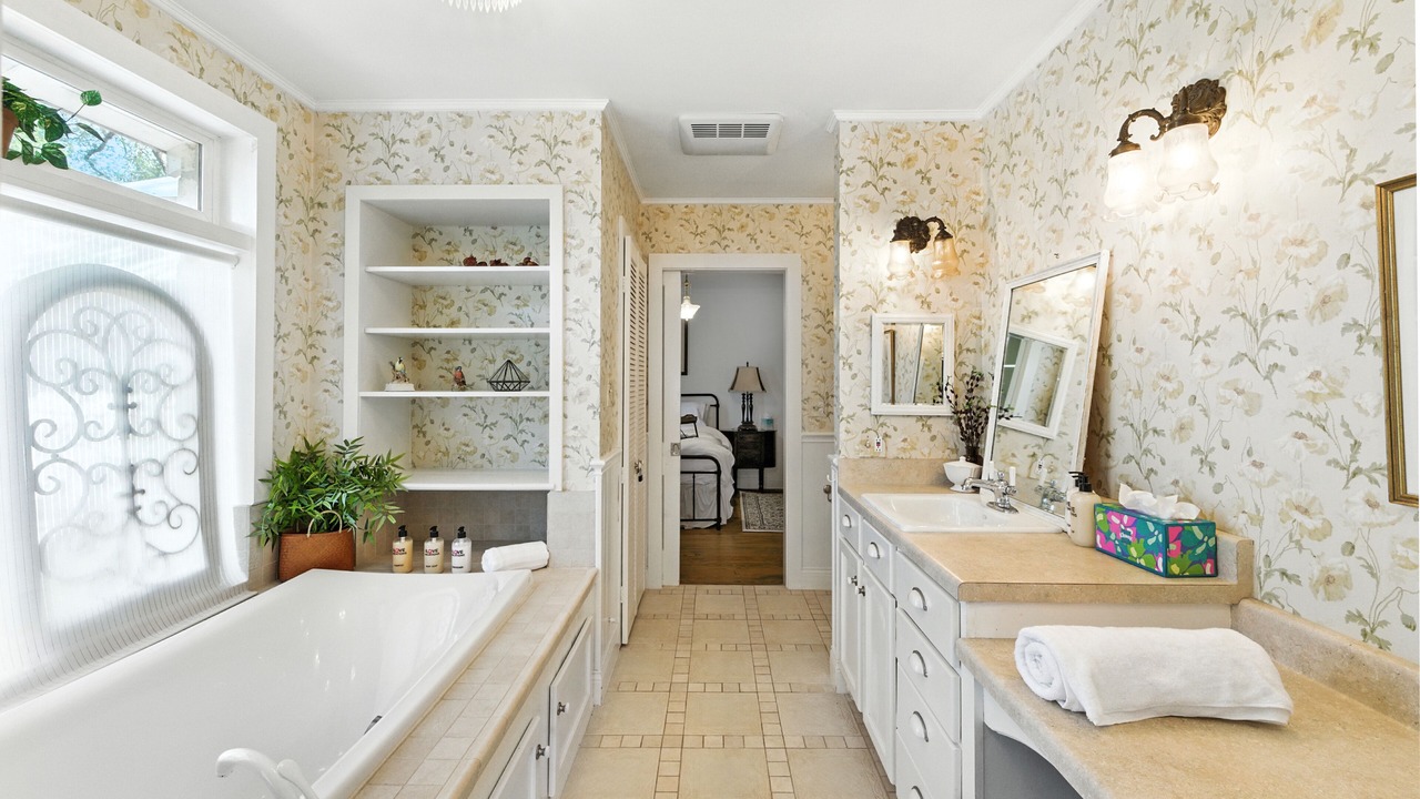 Photo of Bathroom in Dripping Springs