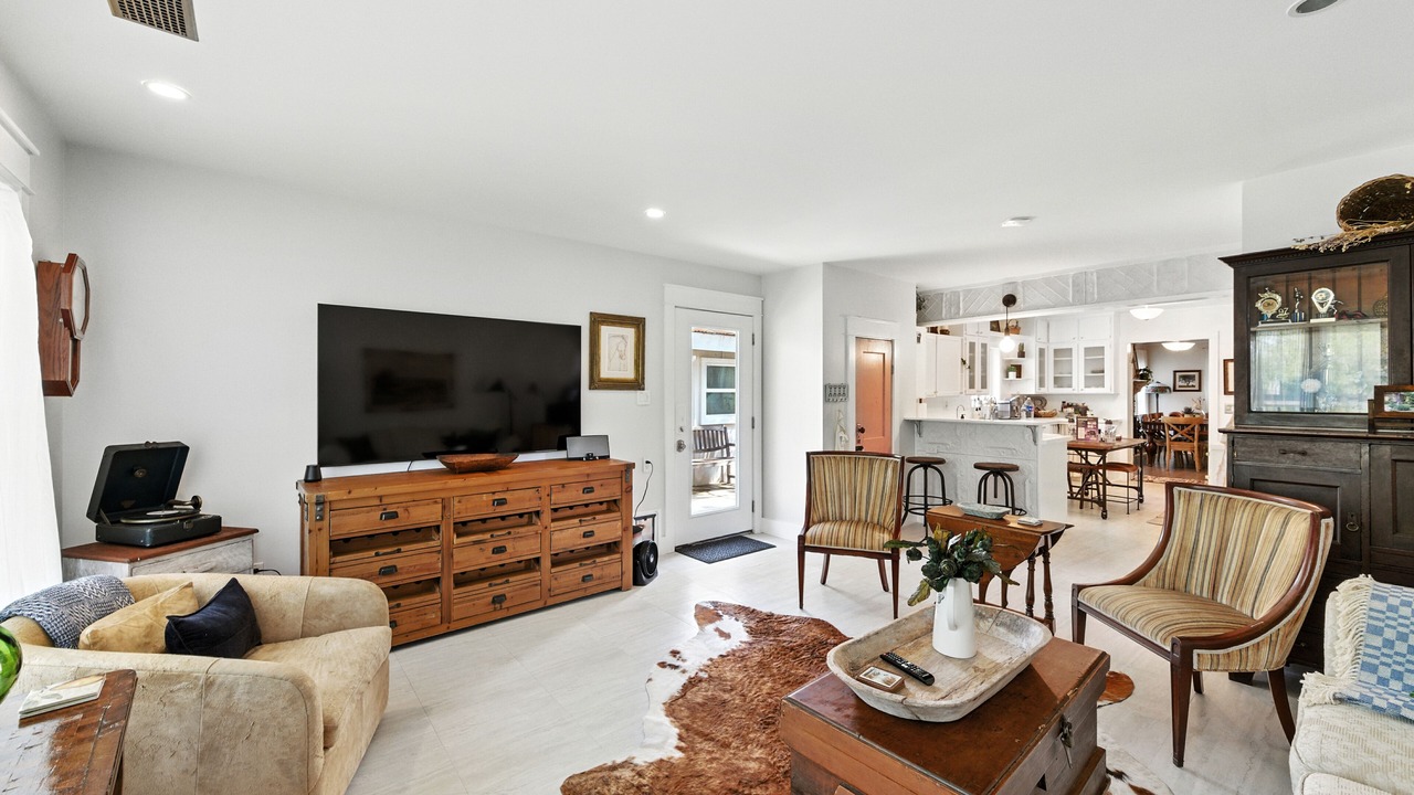 Photo of Livingroom in Dripping Springs