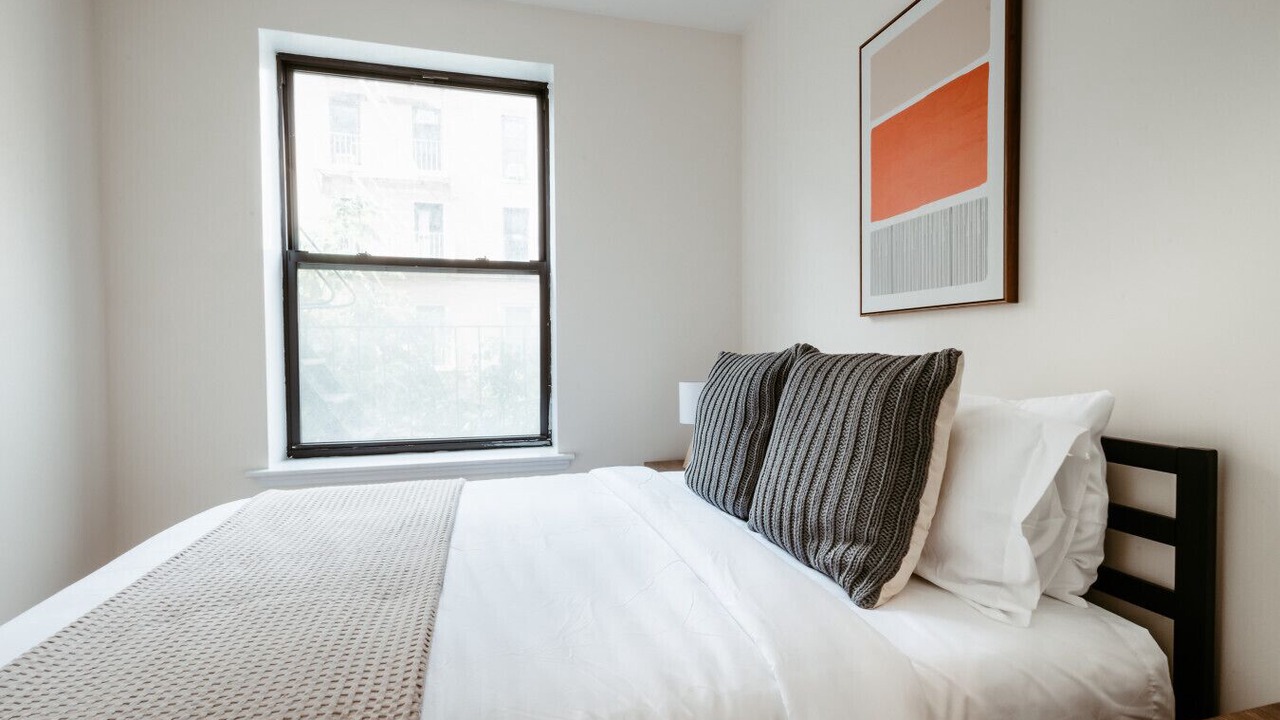 Photo of Bedroom in Manhattan Valley
