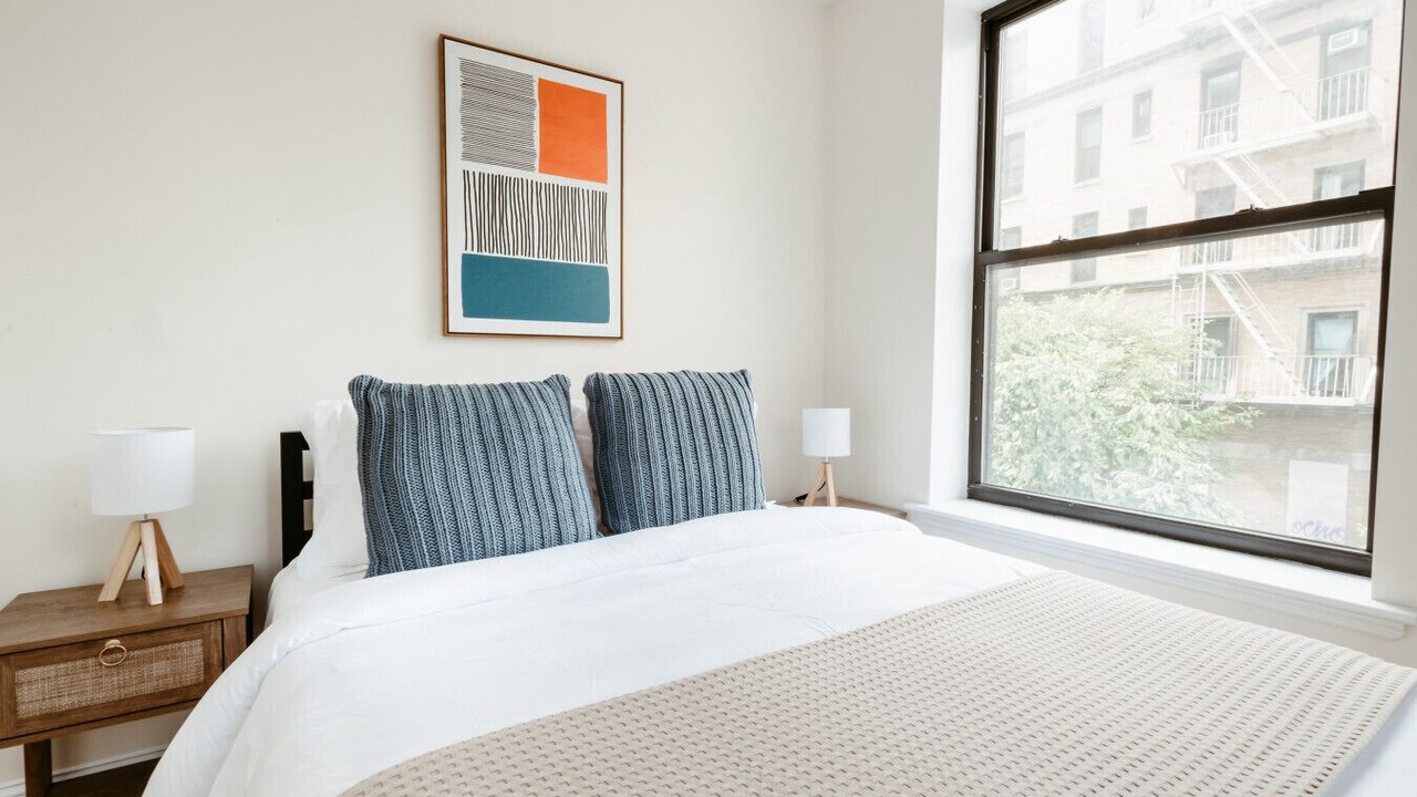 Photo of Bedroom in Manhattan Valley