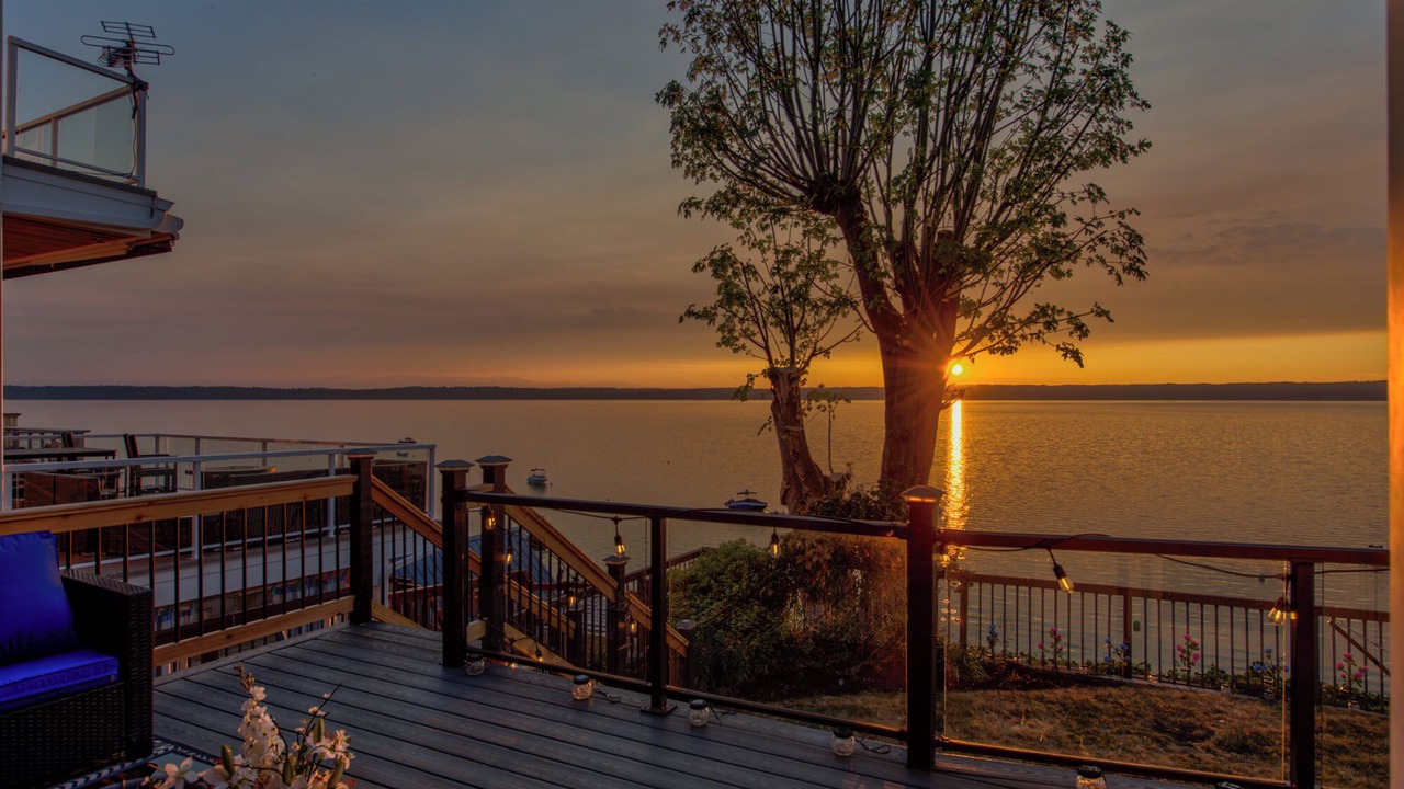 Photo of Patio Balcony in Warm Beach