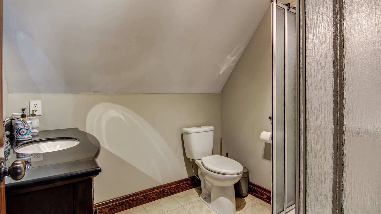 Photo of Bathroom in Saint-David-de-Falardeau