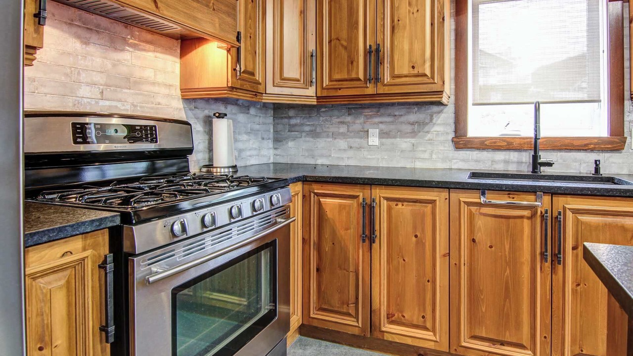 Photo of Kitchen in Saint-David-de-Falardeau