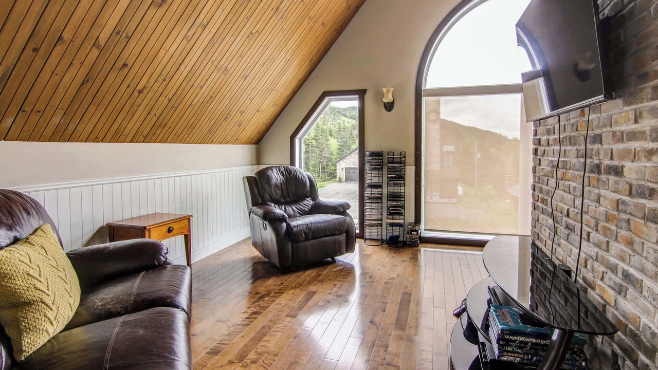 Photo of Livingroom in Saint-David-de-Falardeau