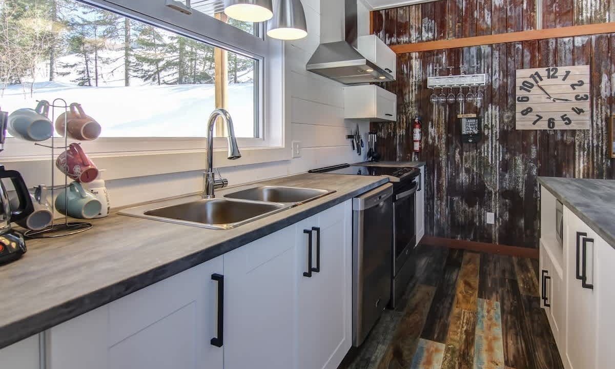 Photo of Kitchen in Saint-David-de-Falardeau