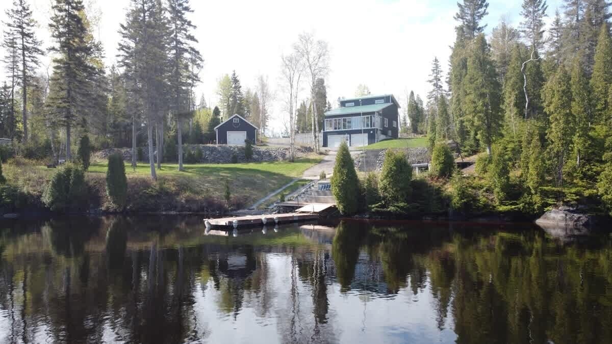 Photo of Others in Alma