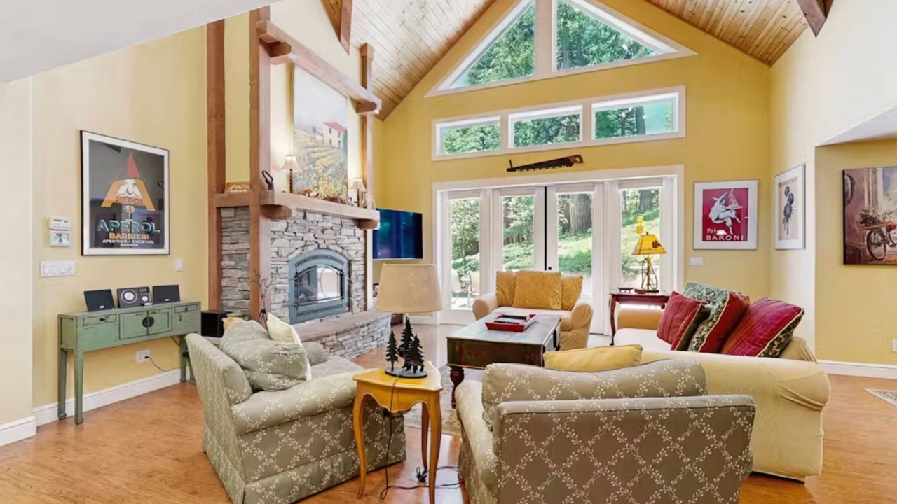 Photo of Livingroom in Arnold