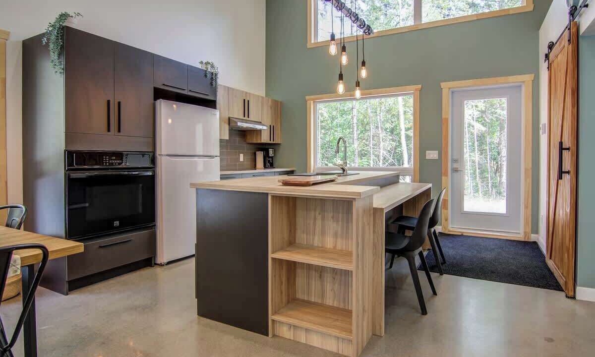 Photo of Kitchen in Saint-David-de-Falardeau