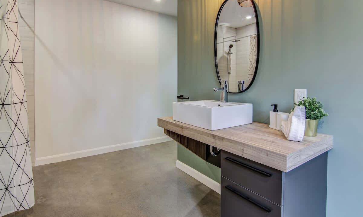Photo of Bathroom in Saint-David-de-Falardeau