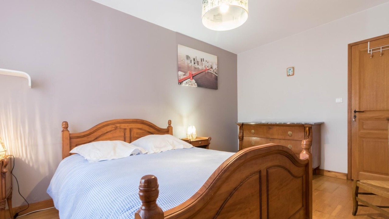 Photo of Bedroom in Beaumont-sur-Leze