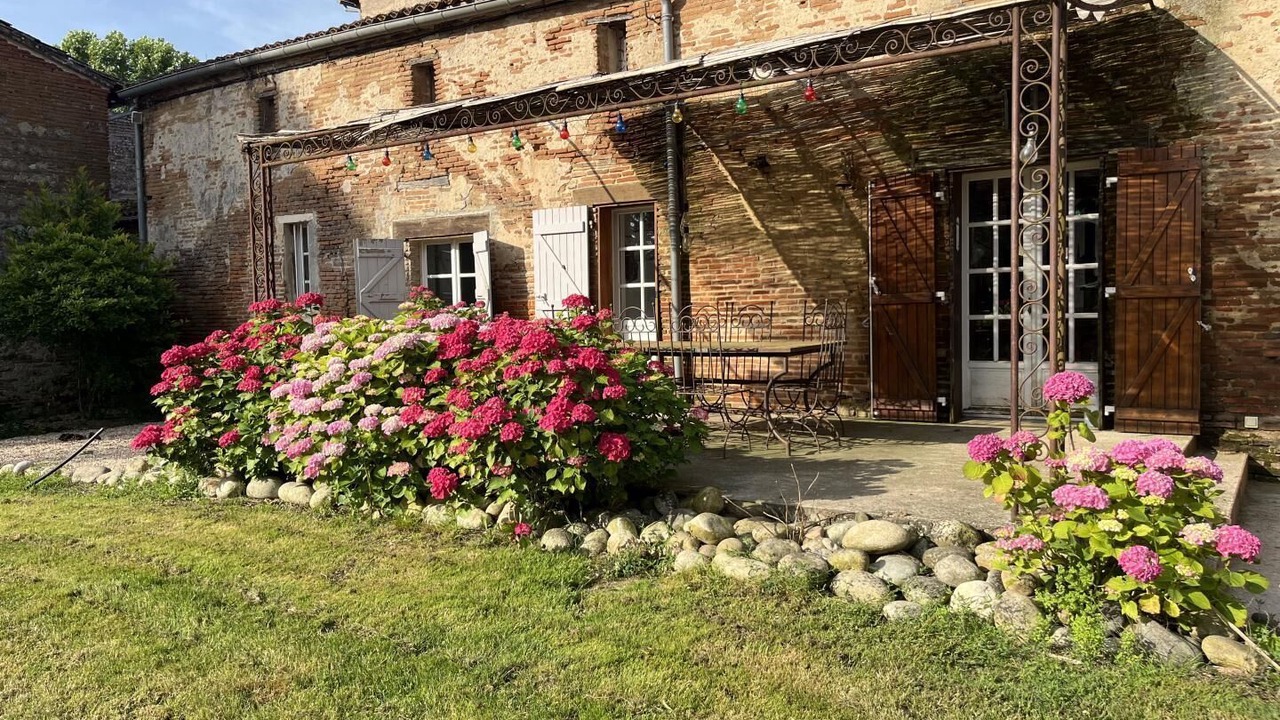 Photo of Outdoor in Beaumont-sur-Leze