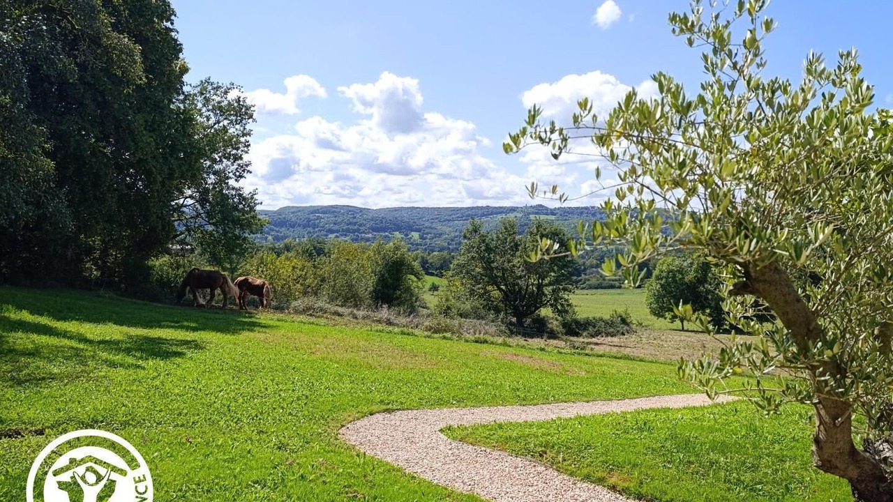 Photo of Others in Prudhomat