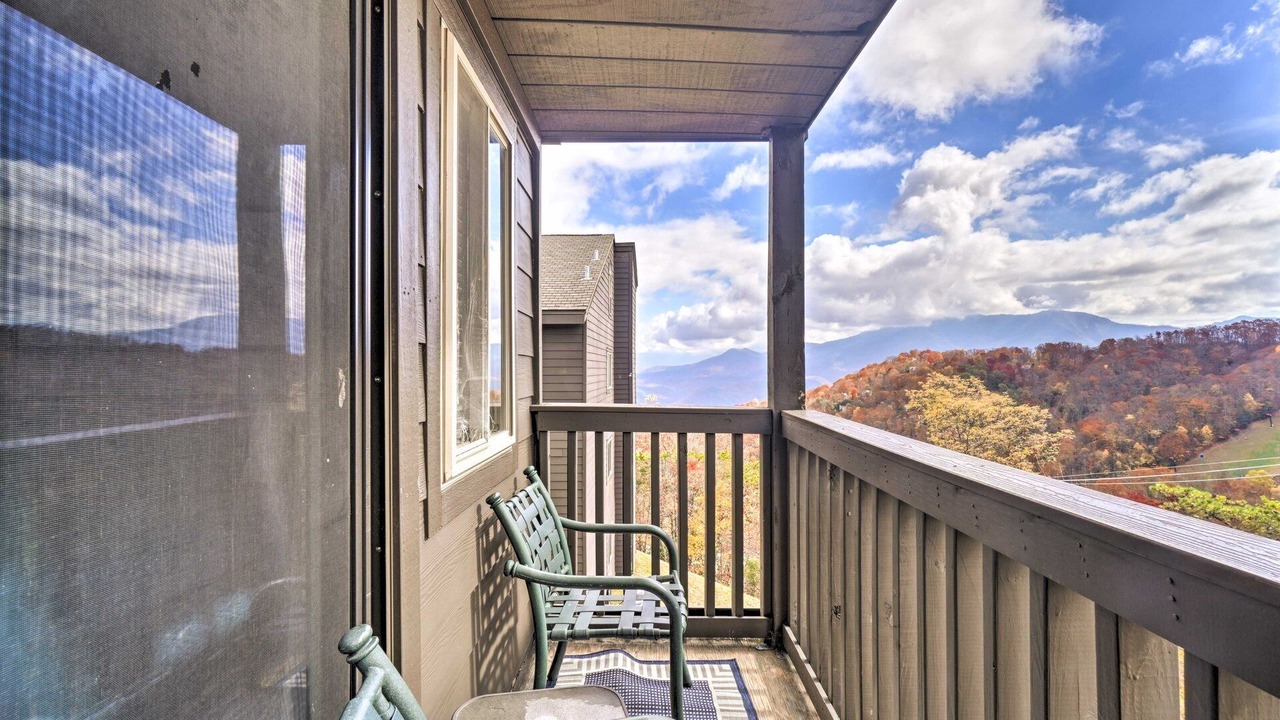 Photo of Patio Balcony in Chalet Village
